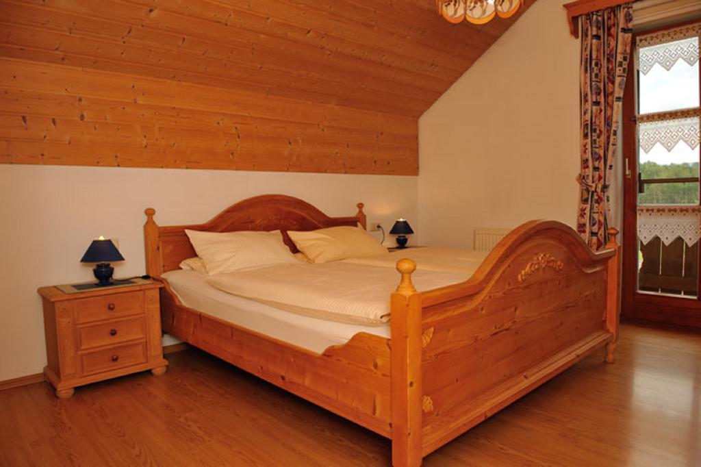Bauernhof Bauer Apartment ซวีเซิล ภายนอก รูปภาพ