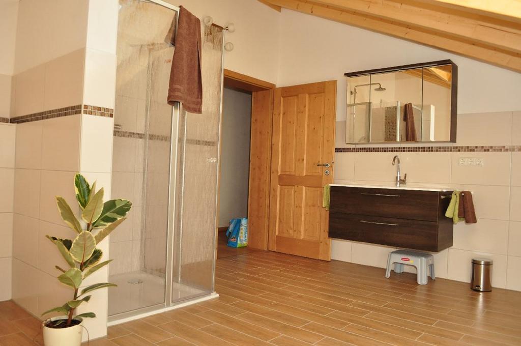 Bauernhof Bauer Apartment ซวีเซิล ภายนอก รูปภาพ